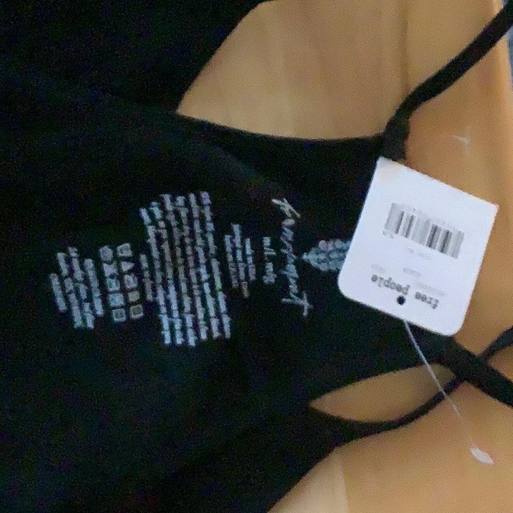 #1049 NWT Free People Movement Happiness Tank - Picture 12 of 13